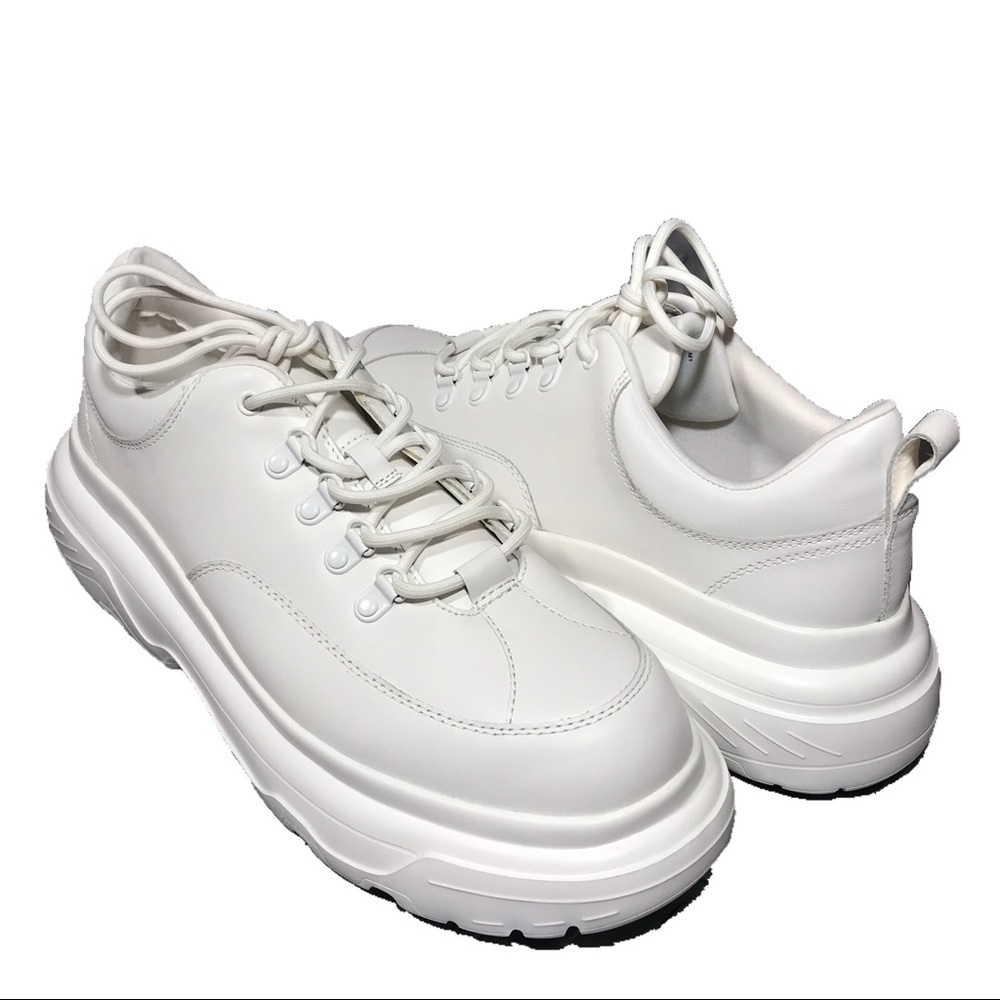 Men’s Steve Madden “Dad Shoes”. Sizes 10.5, and 11 - Picture 3 of 3